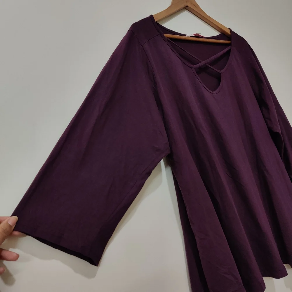Dark purple top - Picture 3 of 5